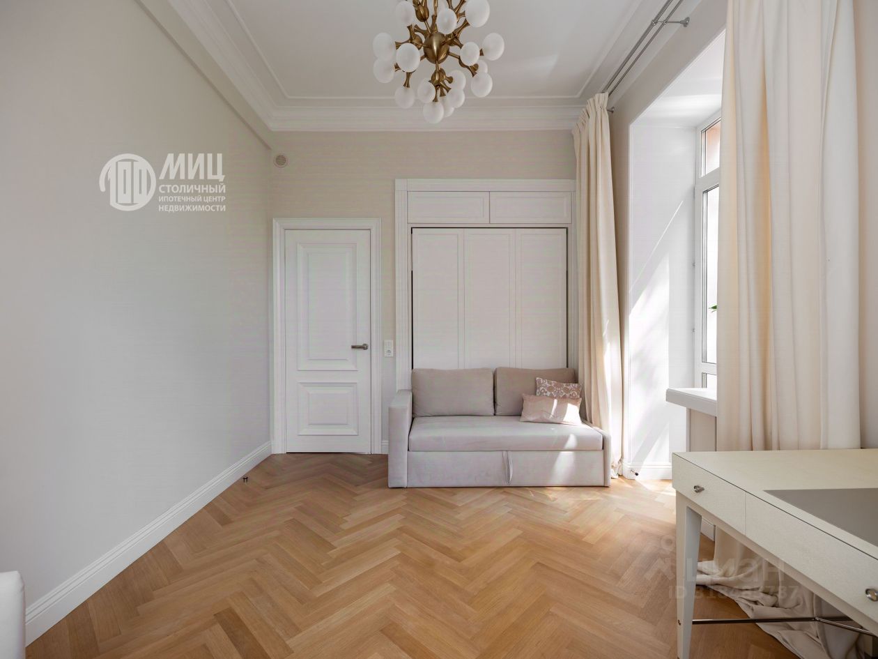 Продажа 3-комн квартиры на вторичном рынке Фрунзенская набережная, 48