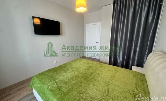 Продажа 2-комн квартиры на вторичном рынке ул Логинова,  д. 7,  к. 2