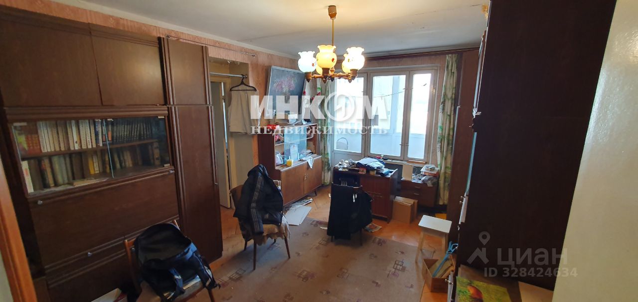 Продажа 2-комн квартиры на вторичном рынке Попутная улица, 1К2