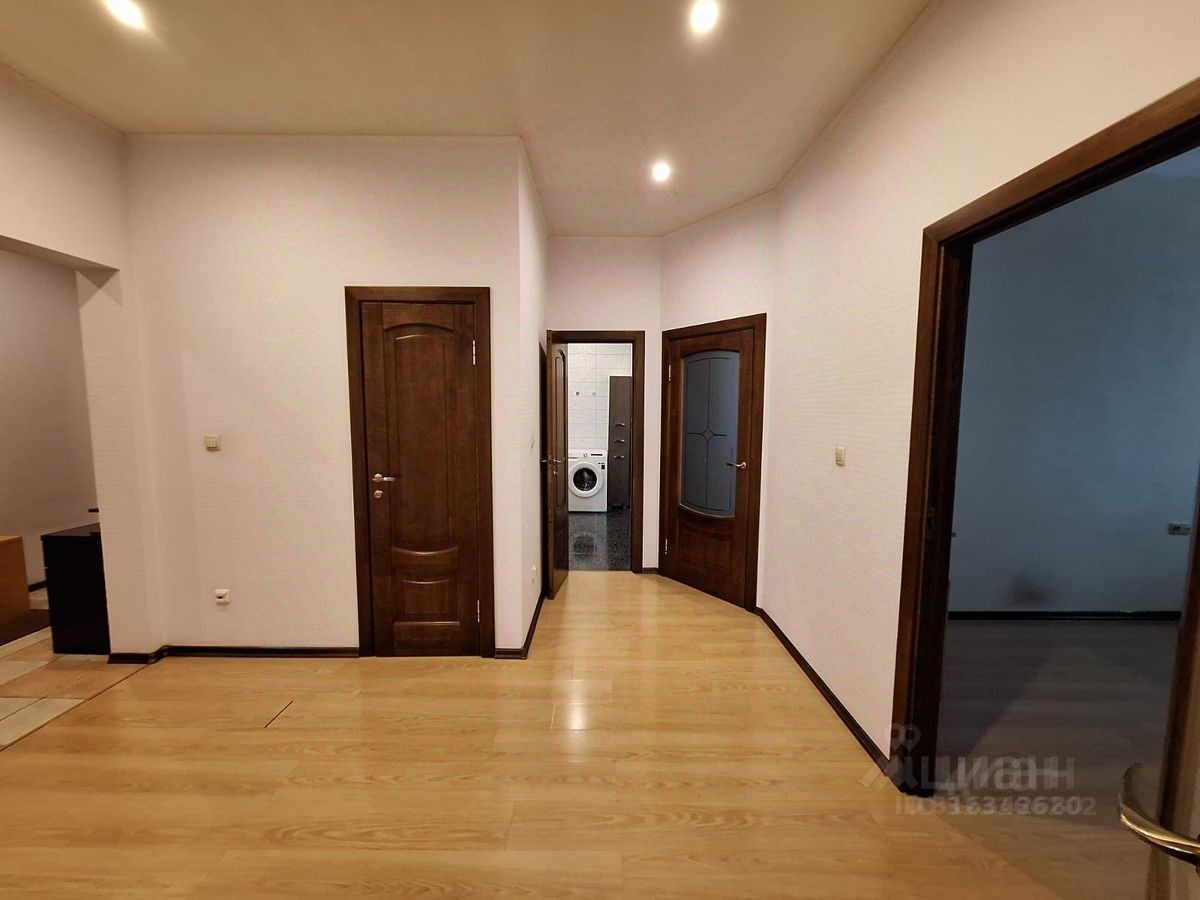 Продажа 3-комн квартиры на вторичном рынке проезд Попов, 1к2