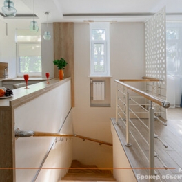 Продажа 3-комн квартиры на вторичном рынке улица Оскаленко,  д. 17А