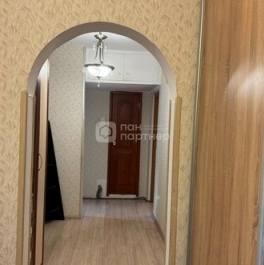 Продажа 3-комн квартиры на вторичном рынке улица Маршала Захарова,  д. 60