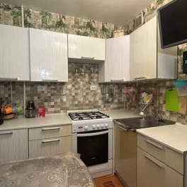 Продажа 1-комн квартиры на вторичном рынке Колпино г, Трудящихся б-р,  д. 8