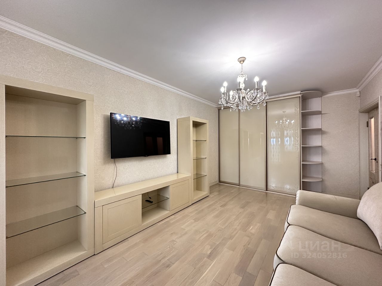 Продажа 2-комн квартиры на вторичном рынке Большая Очаковская улица, 3