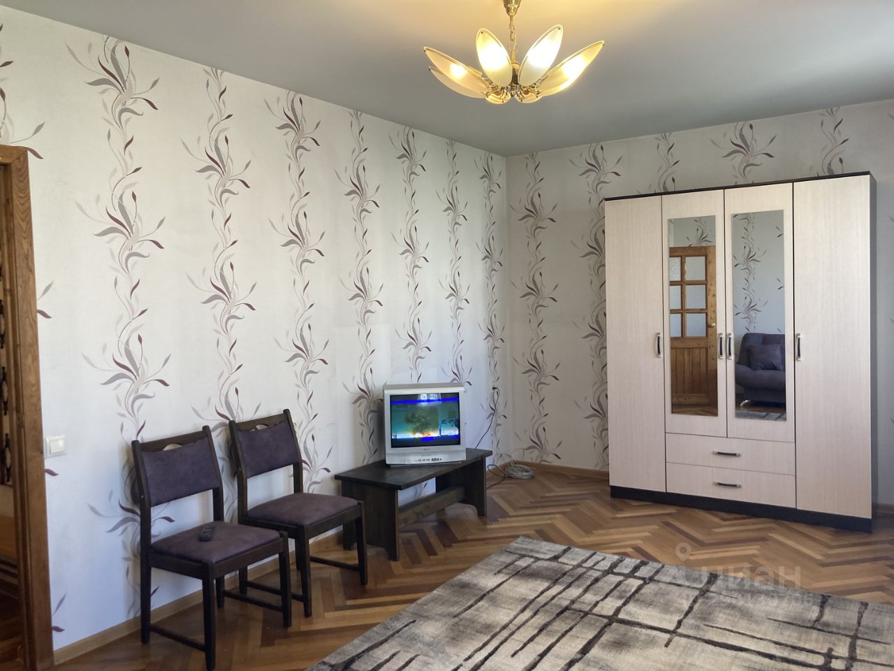 Аренда 3-комн квартиры на вторичном рынке улица Димитрова, 31/1