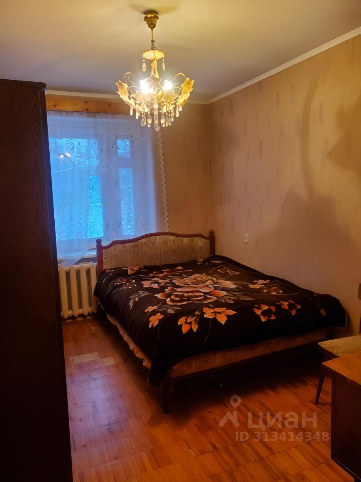 Аренда 2-комн квартиры на вторичном рынке Красное Село, улица Лермонтова, 11к2