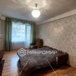 Продажа 1-комн квартиры на вторичном рынке Витебский пр-кт,  д. 33 к3