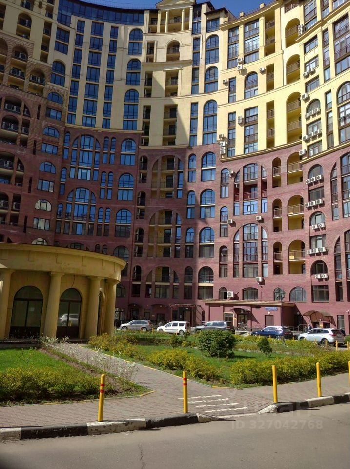 Продажа 3-комн квартиры на вторичном рынке улица Маршала Рыбалко,  д. 2к9