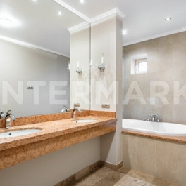 Продажа 5-комн квартиры на вторичном рынке Козихинский Б. пер,  д. 14 с2