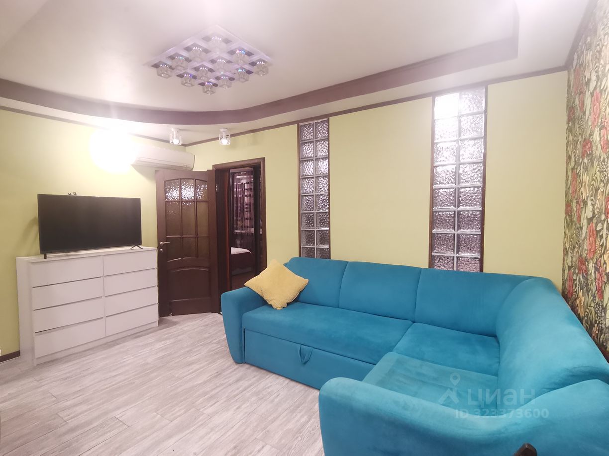 Аренда 2-комн квартиры на вторичном рынке д. Островцы, улица Подмосковная, 30