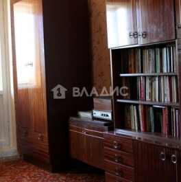 Продажа 3-комн квартиры на вторичном рынке ул Караваевская,  д. 38