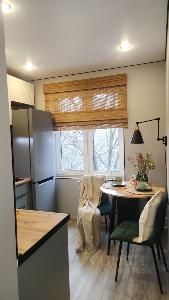 Продажа 2-комн квартиры на вторичном рынке Днепропетровская улица, 39