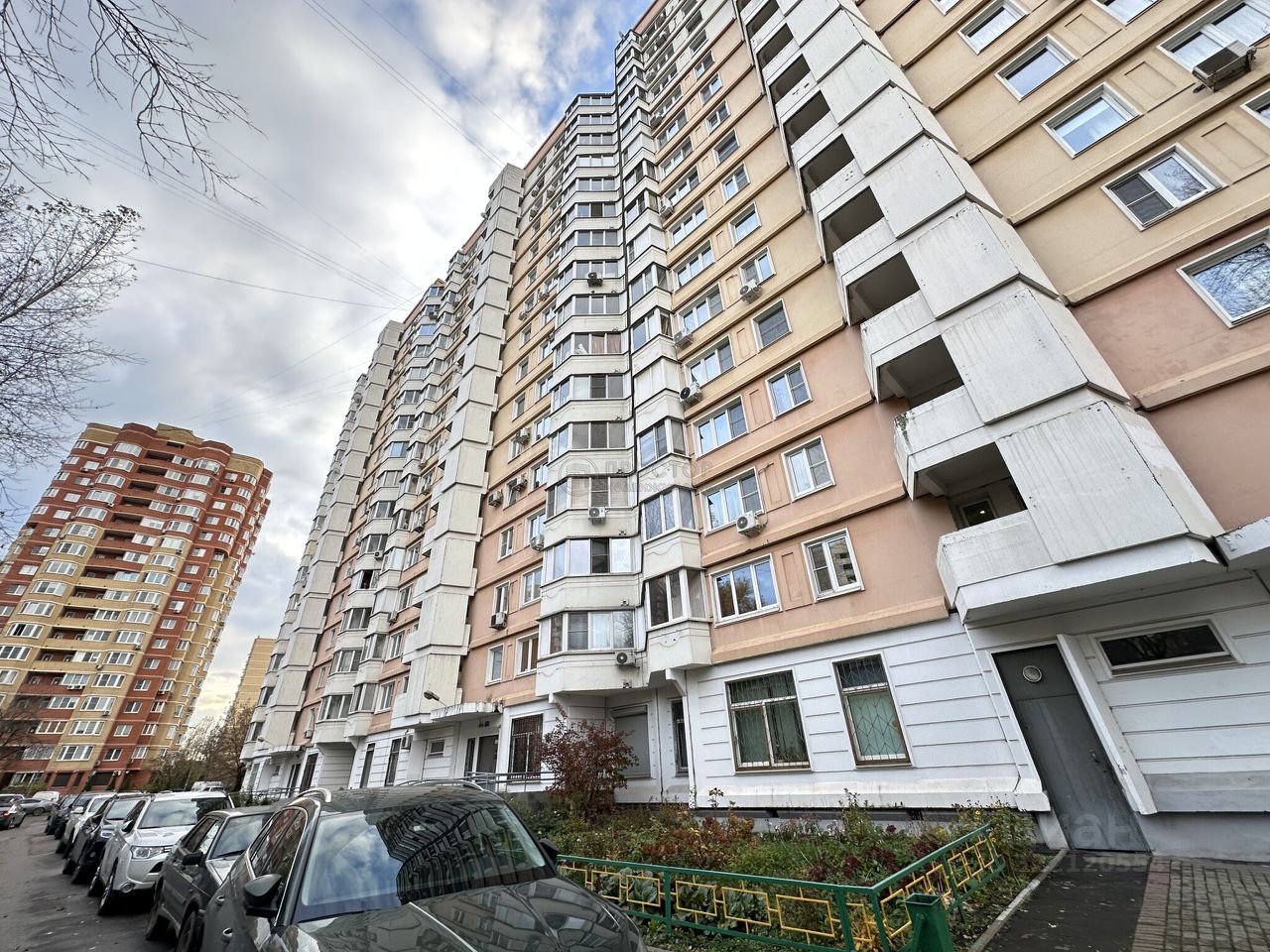 Продажа 3-комн квартиры на вторичном рынке Ольгино мкр, Балашиха, улица Жилгородок,  д. 5А