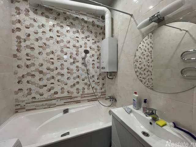 Аренда 1-комн квартиры на вторичном рынке Ленсовета ул,  д. 22