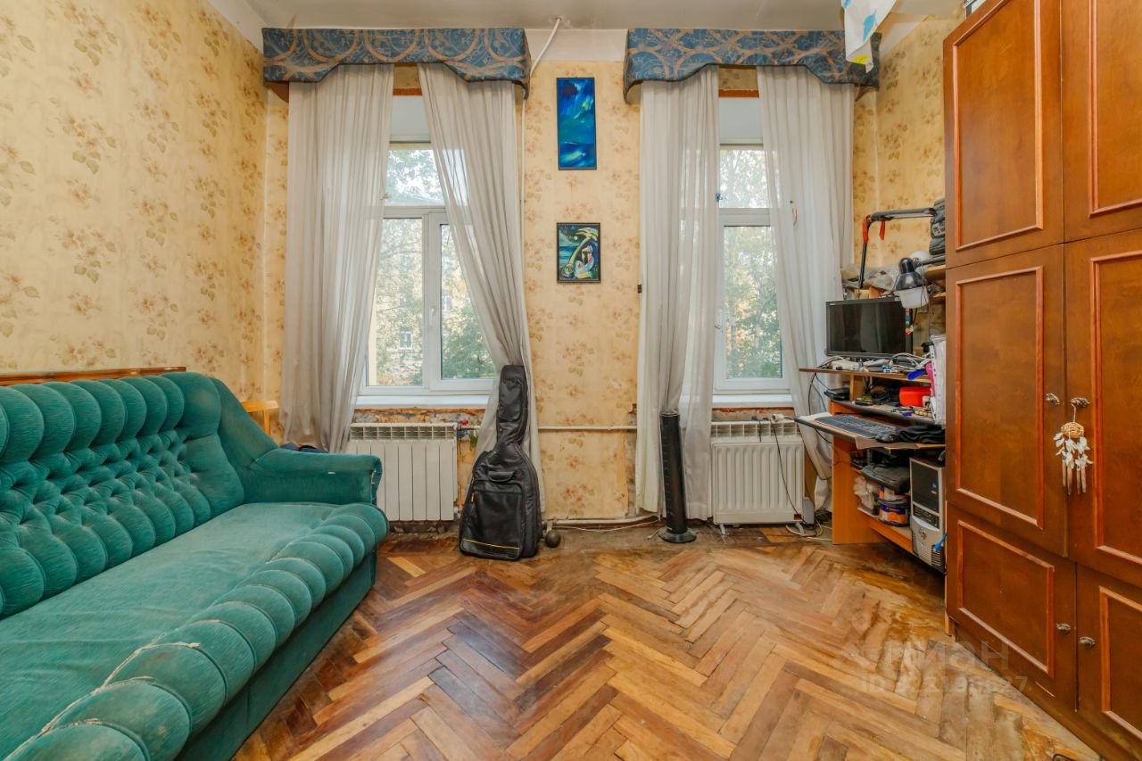 Продажа 2-комн квартиры на вторичном рынке улица Константина Заслонова, 28-30