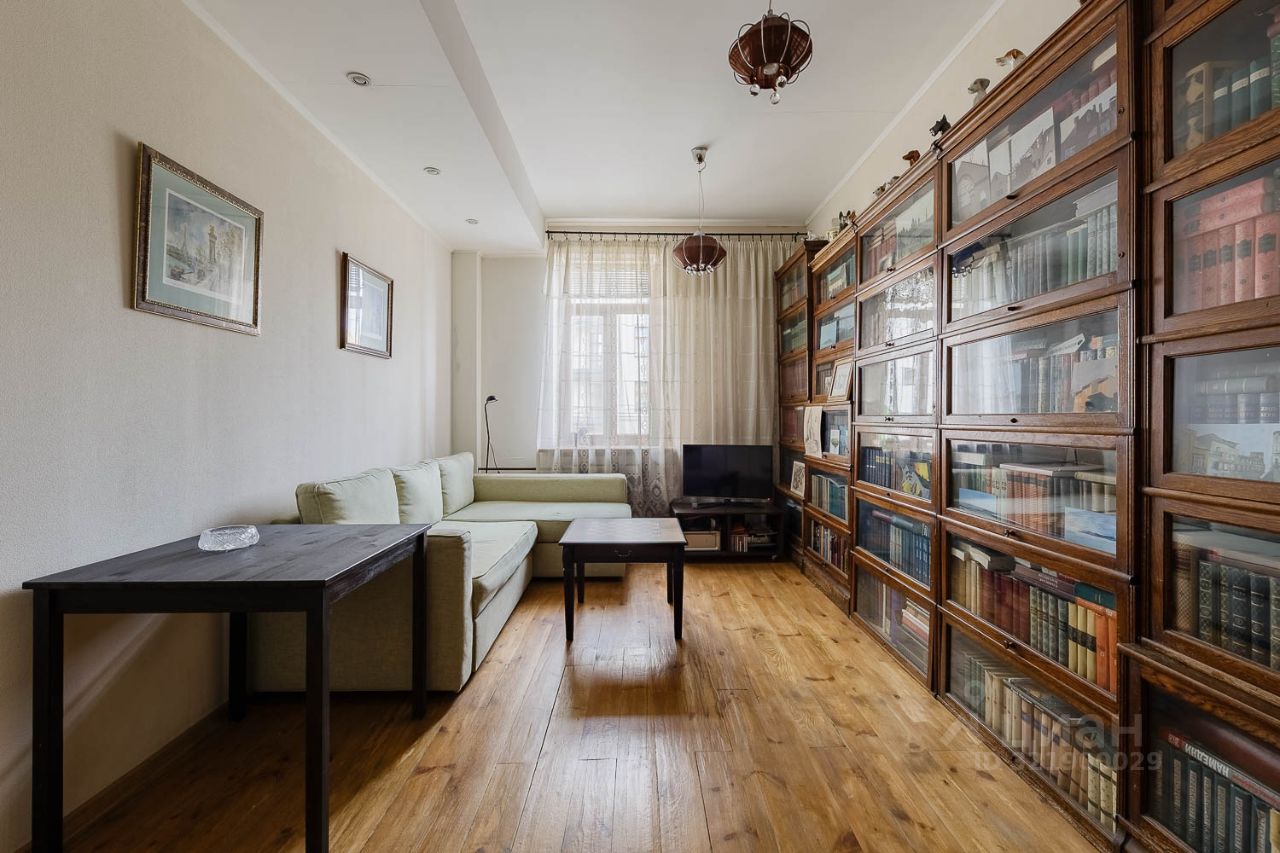 Продажа 4-комн квартиры на вторичном рынке Барыковский переулок, 10