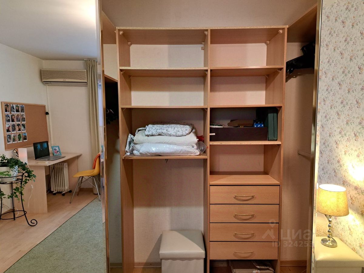 Аренда 1-комн квартиры на вторичном рынке Михалковская улица, 15