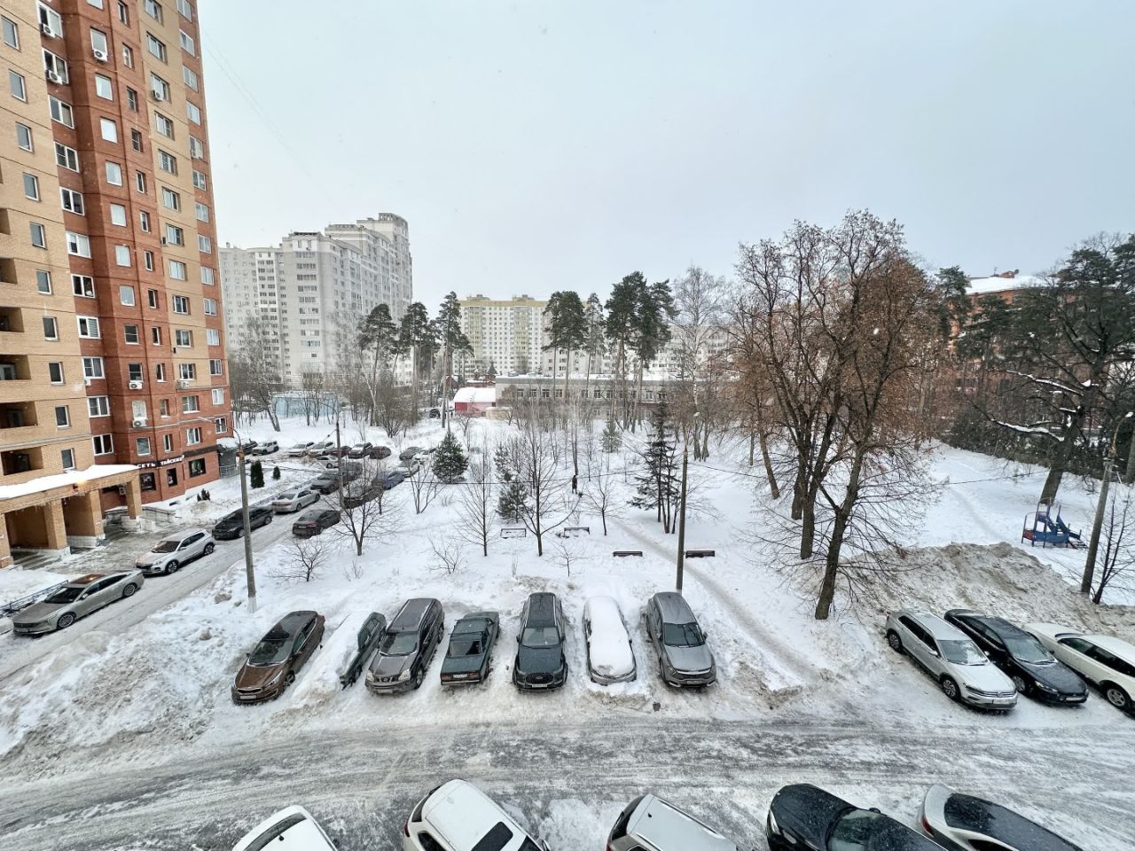 Продажа 2-комн квартиры на вторичном рынке Болшево мкр, улица Маяковского, 18в