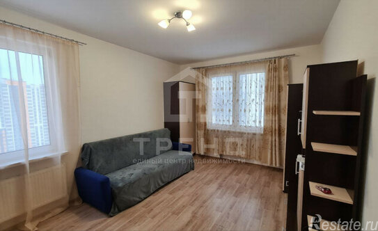 Продажа 2-комн квартиры на вторичном рынке Чарушинская ул,  д. 12,  к. 1