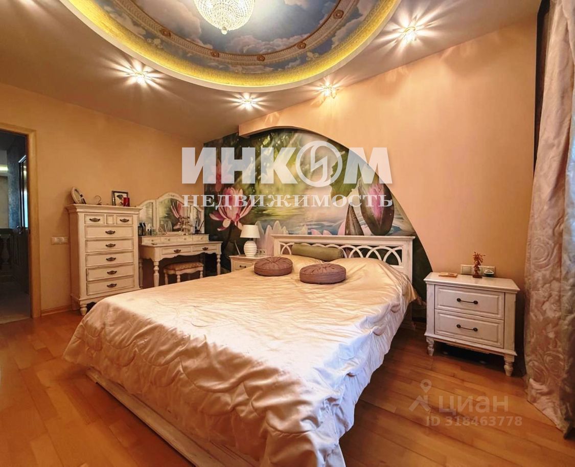 Продажа 3-комн квартиры на вторичном рынке Апрелевка, переулок Цветочный, 11