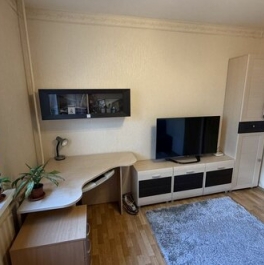 Продажа 4-комн квартиры на вторичном рынке улица Уточкина,  д. 2 к1