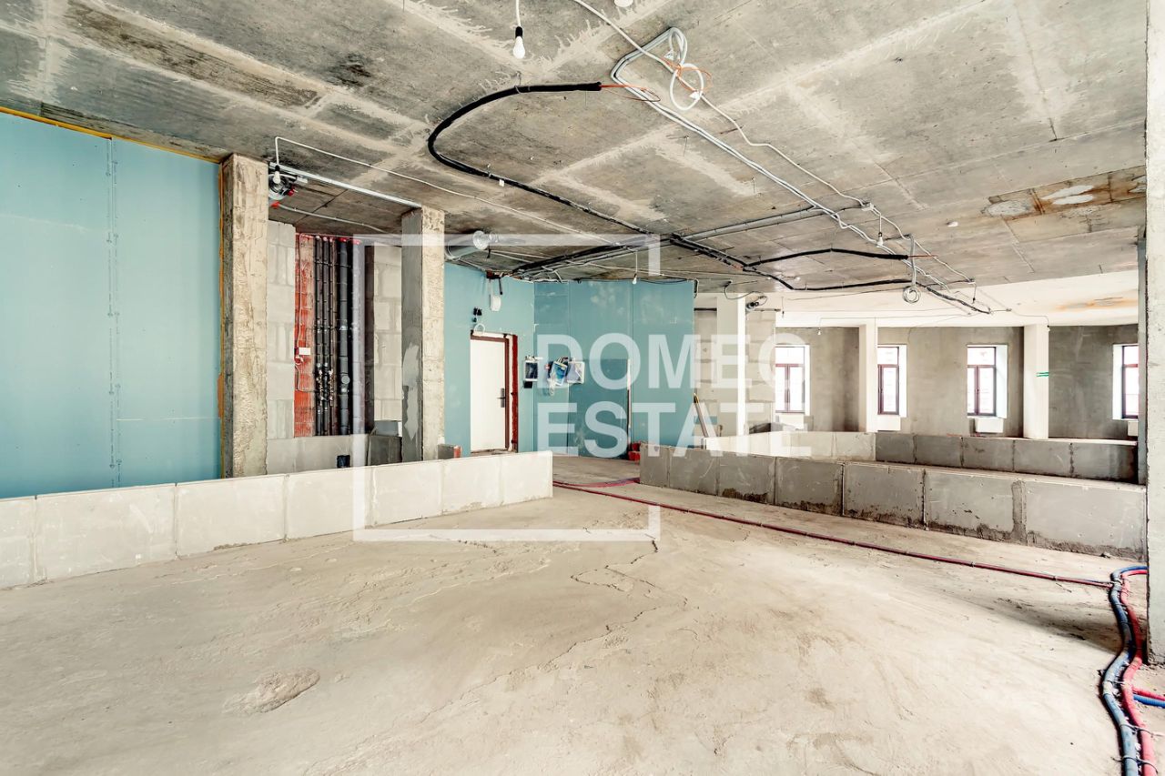 Продажа 3-комн квартиры на вторичном рынке Большая Никитская улица, 17С1