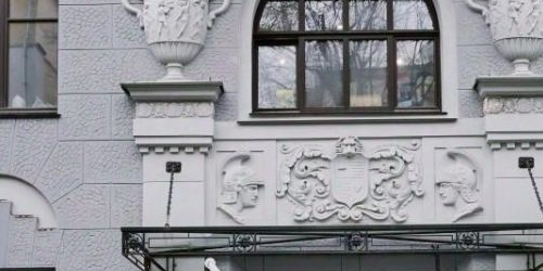 4-комн квартира Хлебный переулок, 19