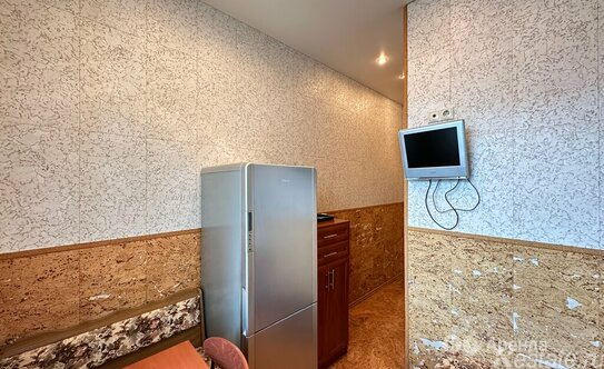 Аренда 2-комн квартиры на вторичном рынке улица Климашкина,  д. 20