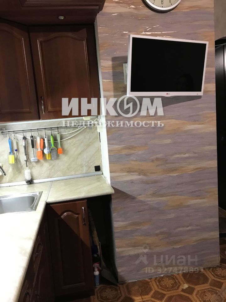 Продажа 3-комн квартиры на вторичном рынке Филевский бульвар, 9
