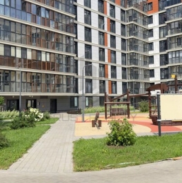 Продажа 1-комн квартиры на вторичном рынке Черниговская улица,  д. 13 к2