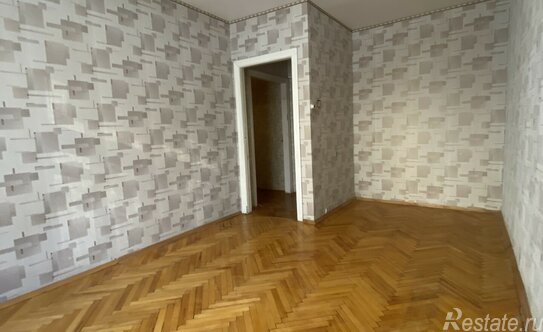 Продажа 2-комн квартиры на вторичном рынке 1812 года ул