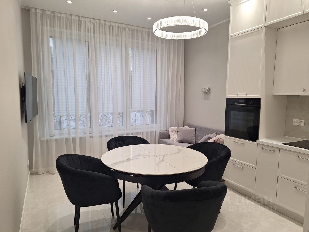 Продажа 2-комн квартиры на вторичном рынке Винницкая улица, 8к2