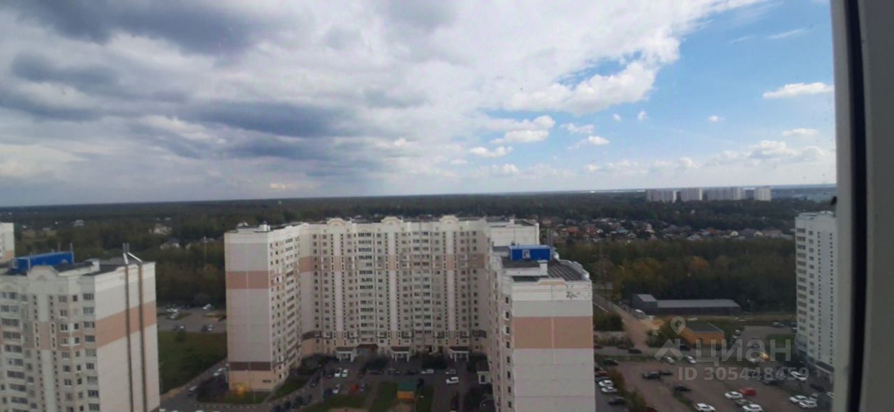 Продажа 3-комн квартиры на вторичном рынке Губернский мкр, улица Земская,  д. 15
