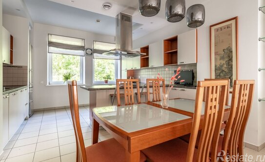 Продажа 4-комн квартиры на вторичном рынке Никитинская 2-я ул,  д. 59