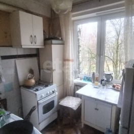 Продажа 1-комн квартиры на вторичном рынке Космонавтов пр-кт,  д. 52 к4