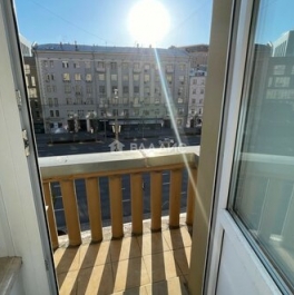 Продажа 3-комн квартиры на вторичном рынке Смоленский б-р,  д. 22/14