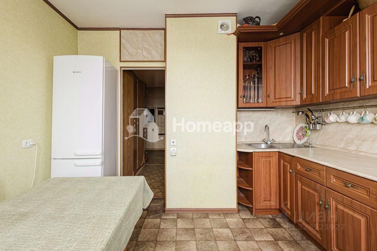 Продажа 3-комн квартиры на вторичном рынке проезд Донелайтиса, 25