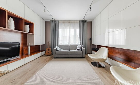 Продажа 3-комн квартиры на вторичном рынке Ленинский пр-кт