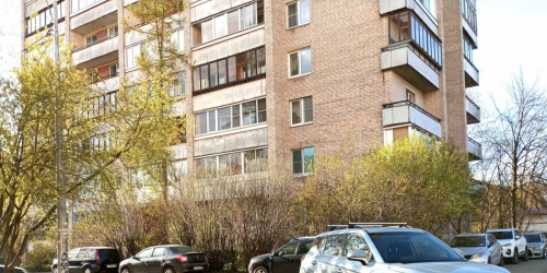 3-комн квартира Летчика Пилютова ул. ,  д. 13