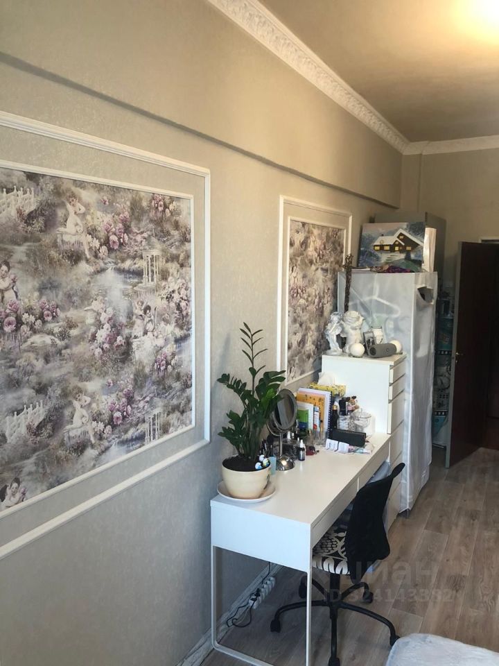 Продажа 3-комн квартиры на вторичном рынке Кутузовский проспект, 10