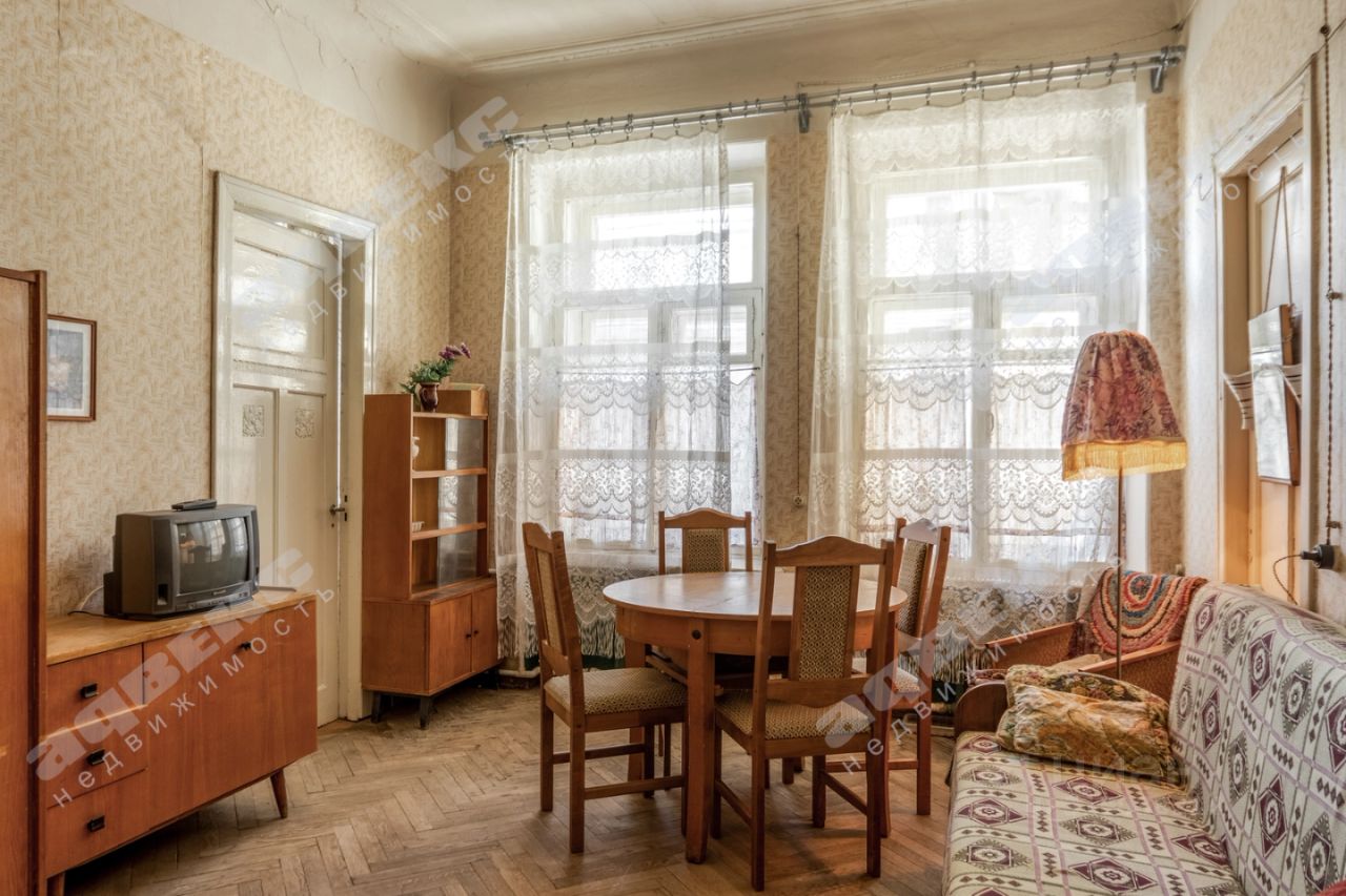 Продажа 3-комн квартиры на вторичном рынке Лиговский проспект, 44Б