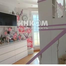 Продажа 3-комн квартиры на вторичном рынке ул Онежская,  д. 13,  к. 1