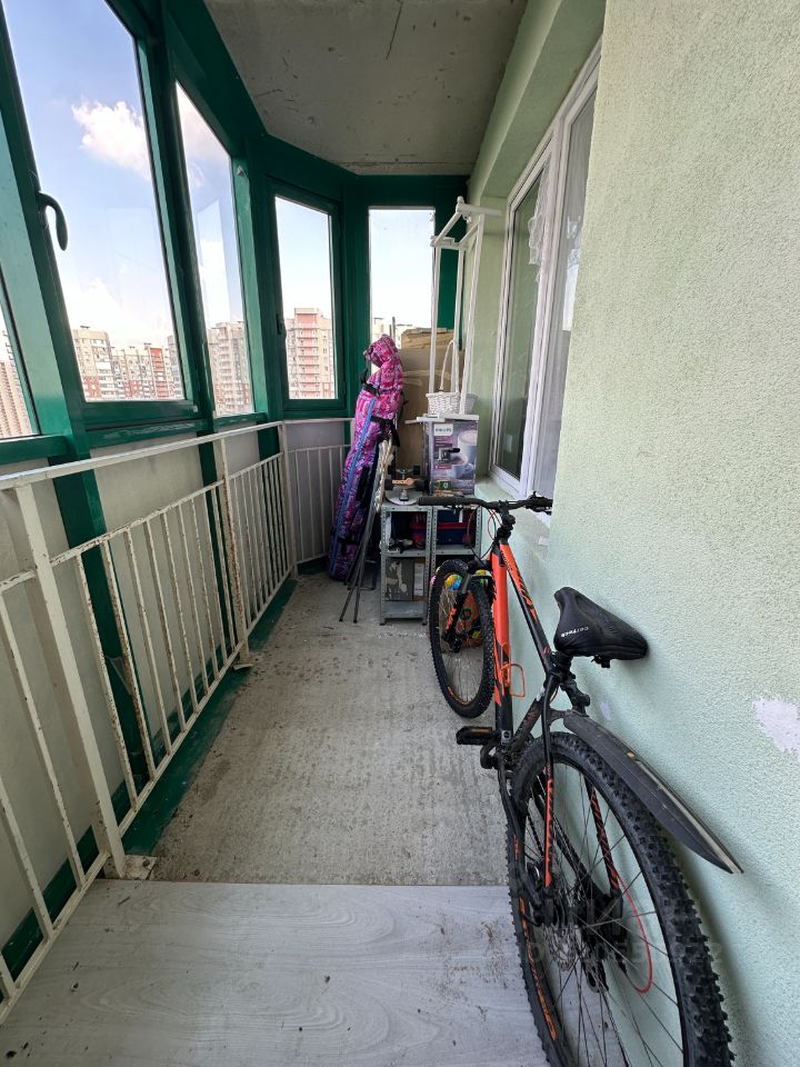 Продажа 2-комн квартиры на вторичном рынке Красногорск, улица Игоря Мерлушкина, 2