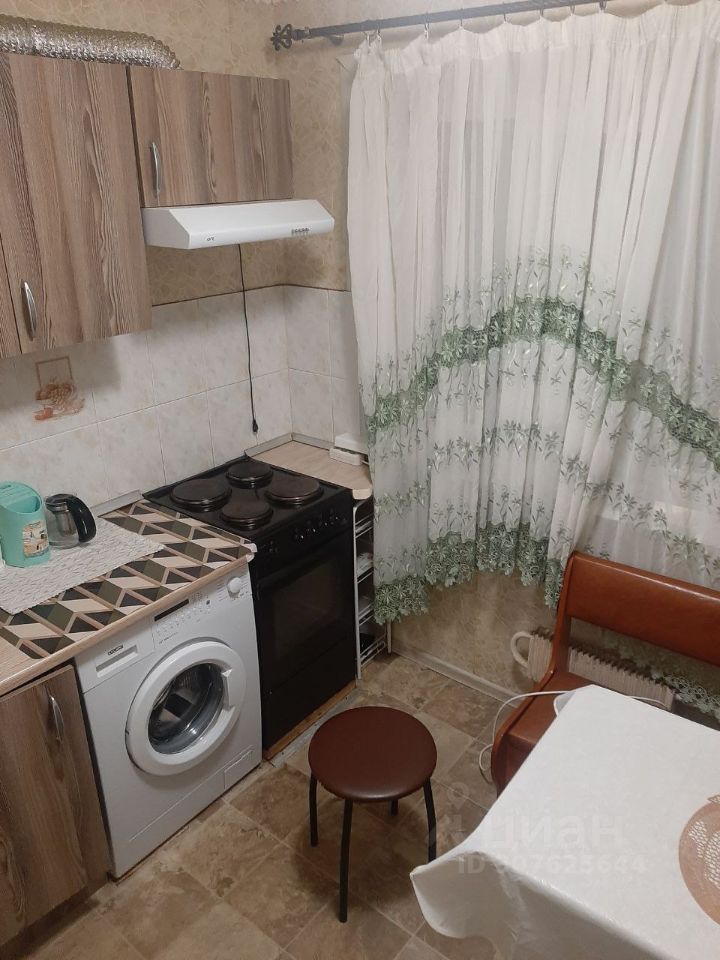 Аренда 2-комн квартиры на вторичном рынке Ясеневая улица, 10К2