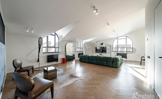 Продажа 3-комн квартиры на вторичном рынке ул Куусинена,  д. 17,  к. 2