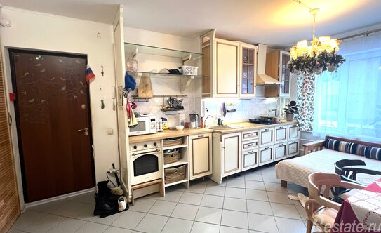 Продажа 3-комн квартиры на вторичном рынке ул Живописная,  д. 5,  к. 6