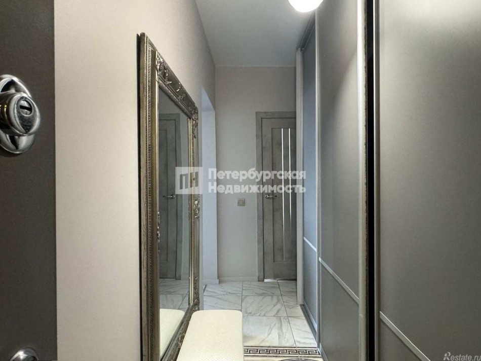 Продажа студии Комендантский пр-кт,  д. 1