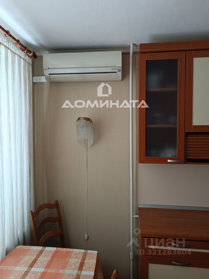 Аренда 2-комн квартиры на вторичном рынке Большеохтинский проспект, 6