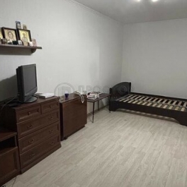 Продажа 2-комн квартиры на вторичном рынке Заревый проезд,  д. 15