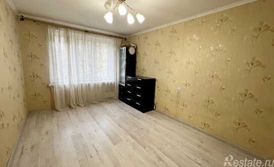 Продажа 1-комн квартиры на вторичном рынке улица Кухмистерова,  д. 20